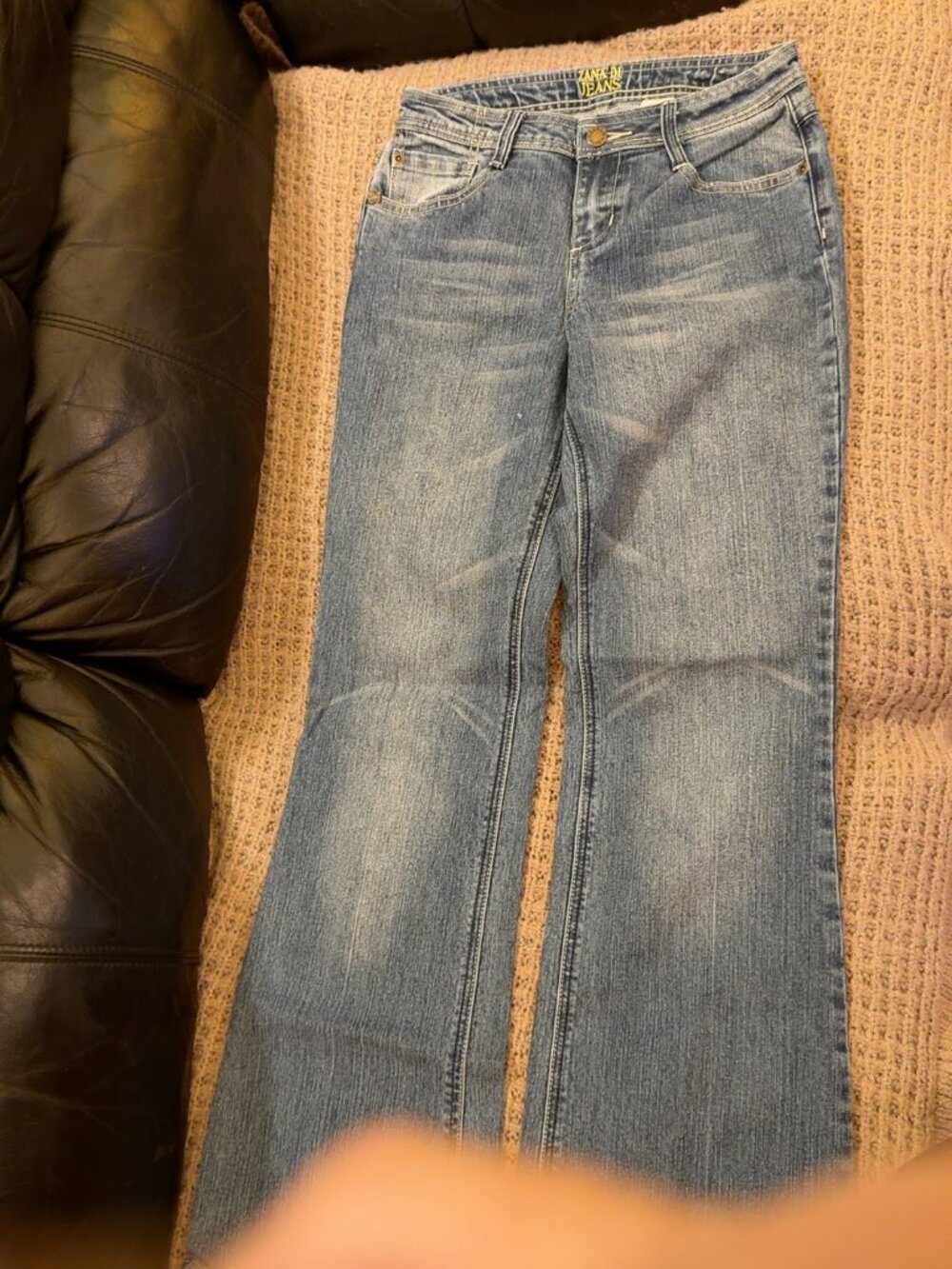 Zana-Di Jeans Flare Bootcut Medium Wash Swirl Embroidered Y2K